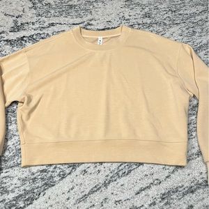 Lululemon Perfectly Oversized Cropped Crew *Softstreme